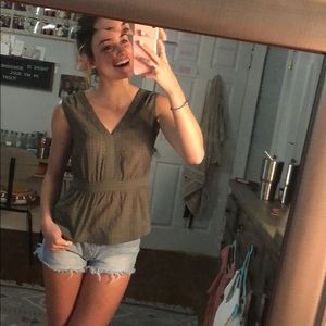 Green blouse - never worn!!